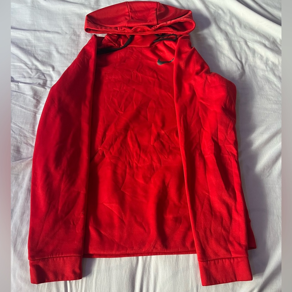 men’s red nike hoodie